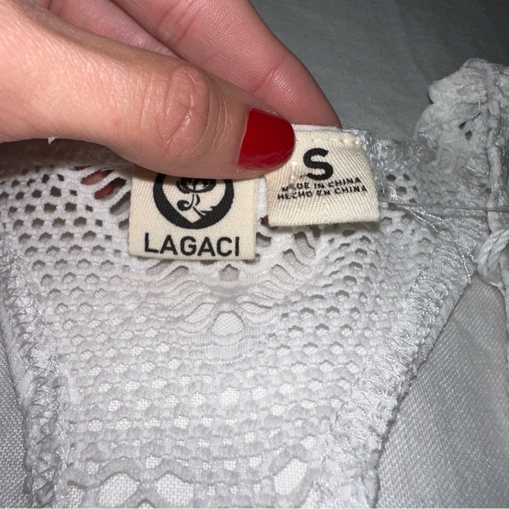 NWT Lagaci white cover up in size small. - Picture 3 of 4